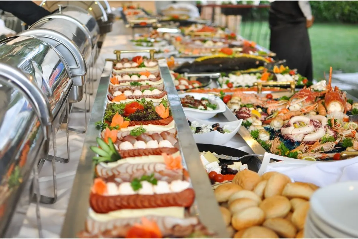 غذای مهمانی تعداد زیاد